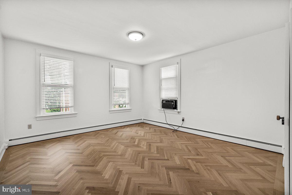 MAIN STREET - Residential Lease