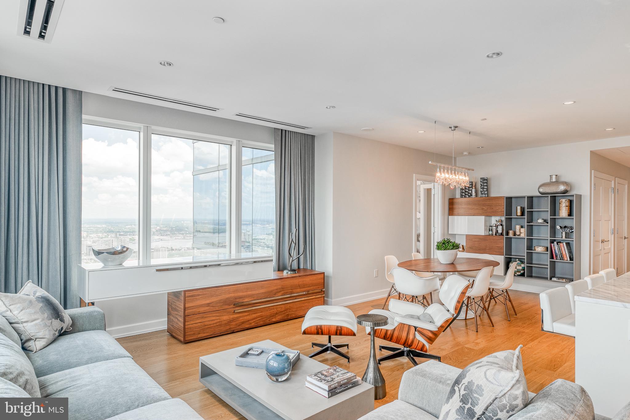 CENTER CITY - Residential