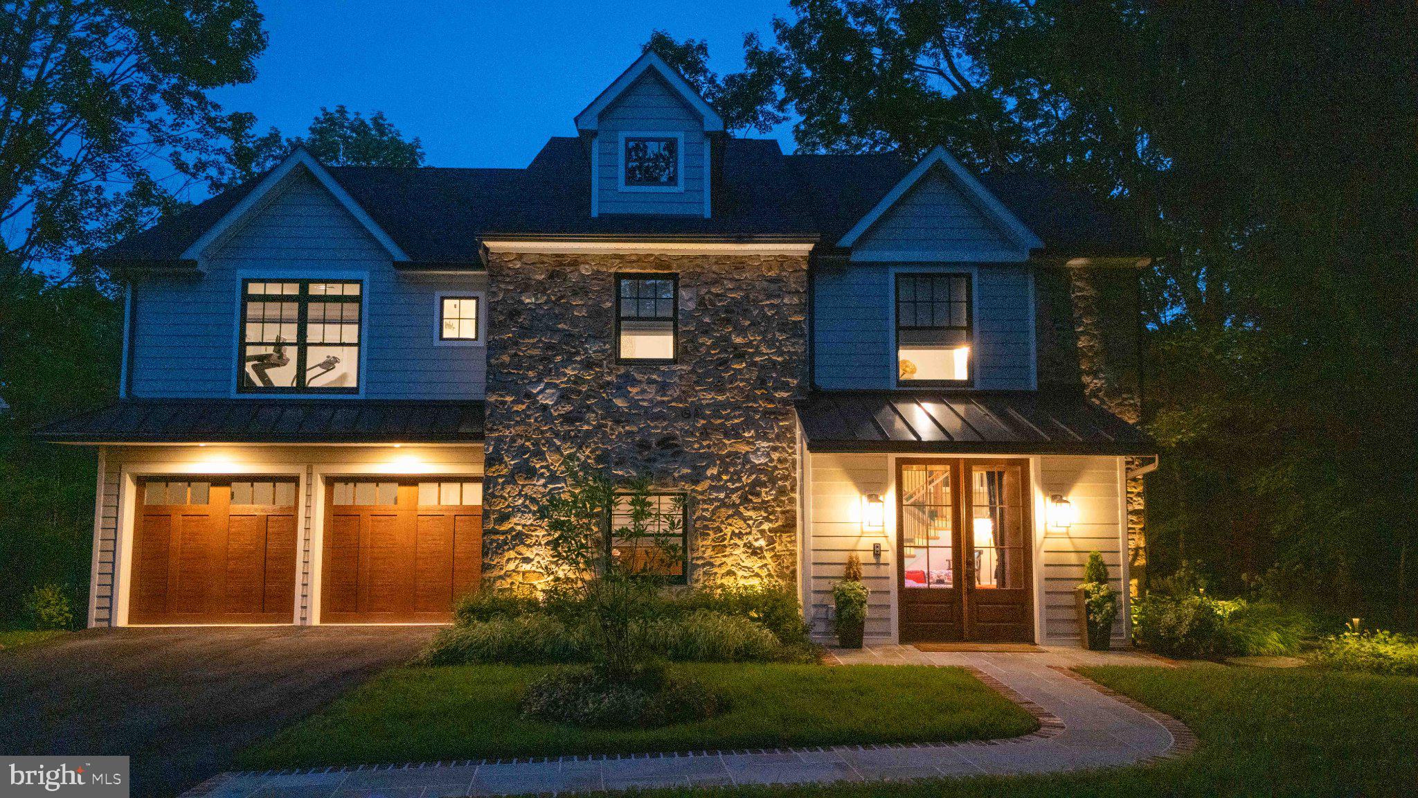 189 S SPRING MILL ROAD