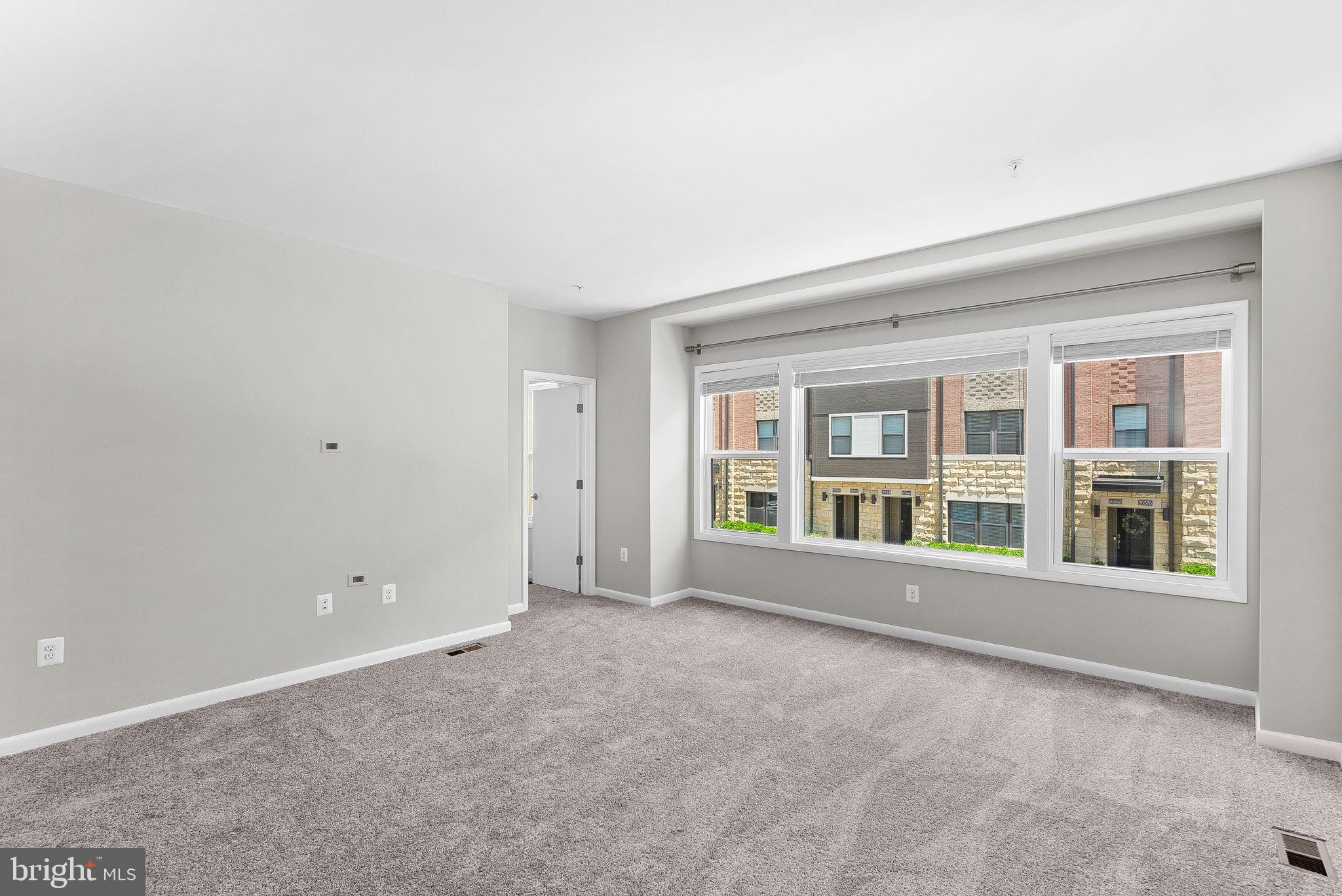 SM ONE LOUDOUN CONDO - Residential
