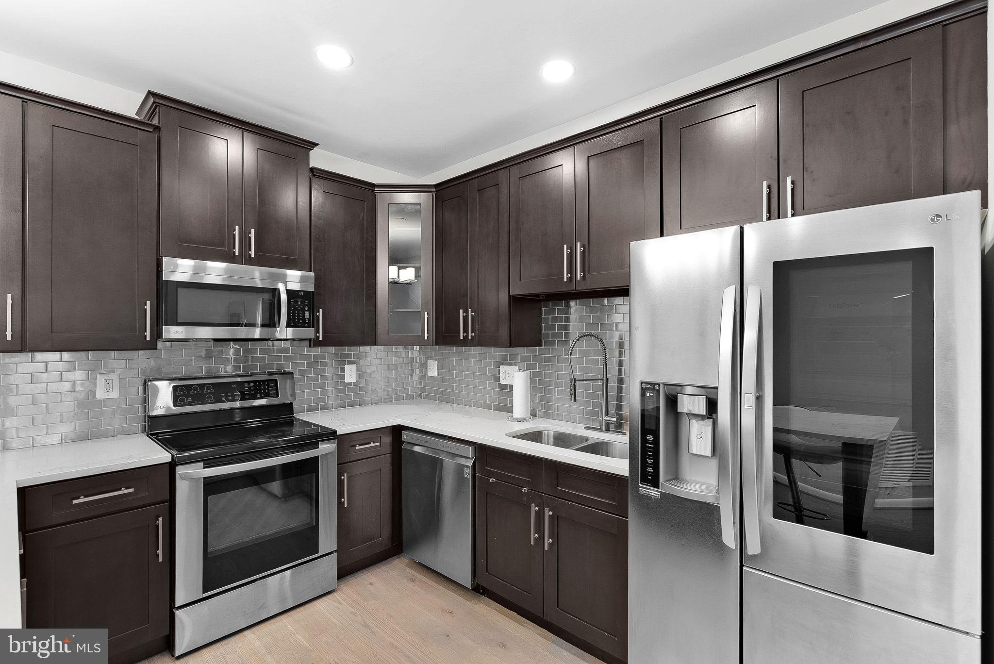 SM ONE LOUDOUN CONDO - Residential