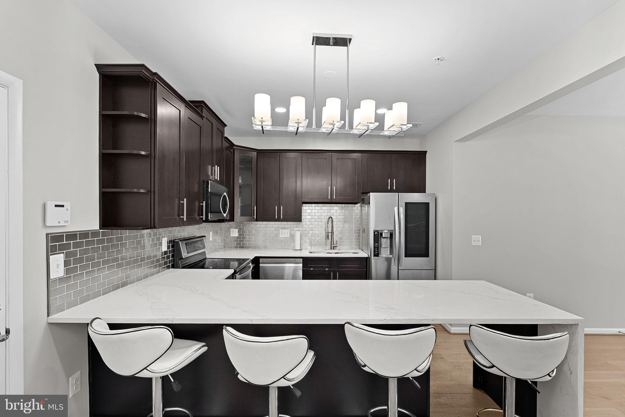 SM ONE LOUDOUN CONDO - Residential