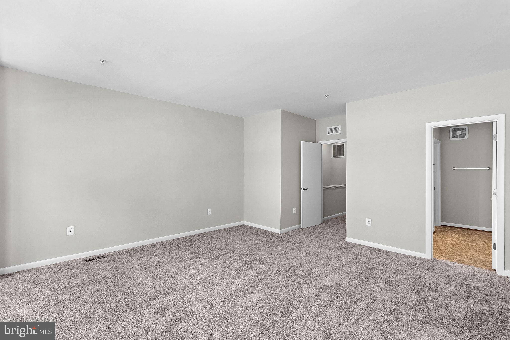 SM ONE LOUDOUN CONDO - Residential