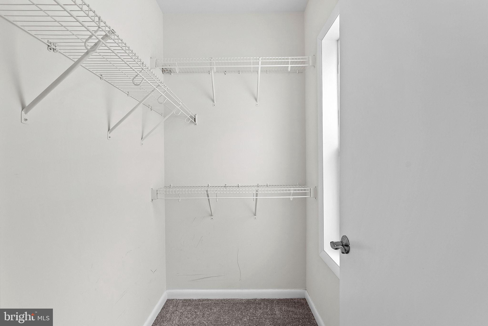 SM ONE LOUDOUN CONDO - Residential