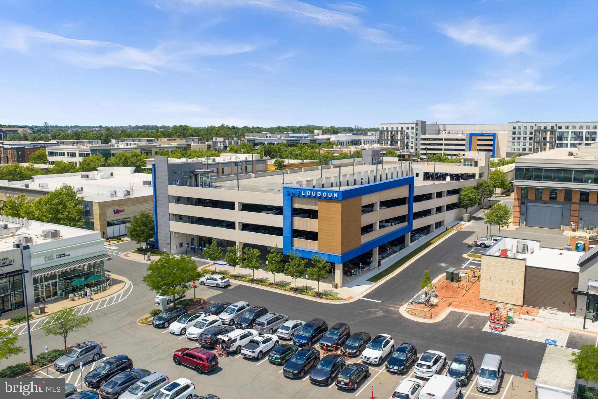 SM ONE LOUDOUN CONDO - Residential