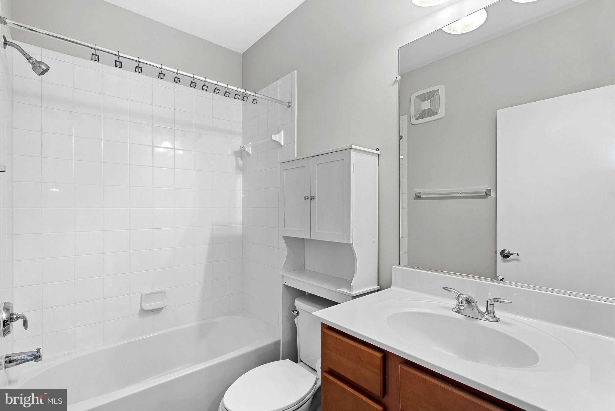 SM ONE LOUDOUN CONDO - Residential