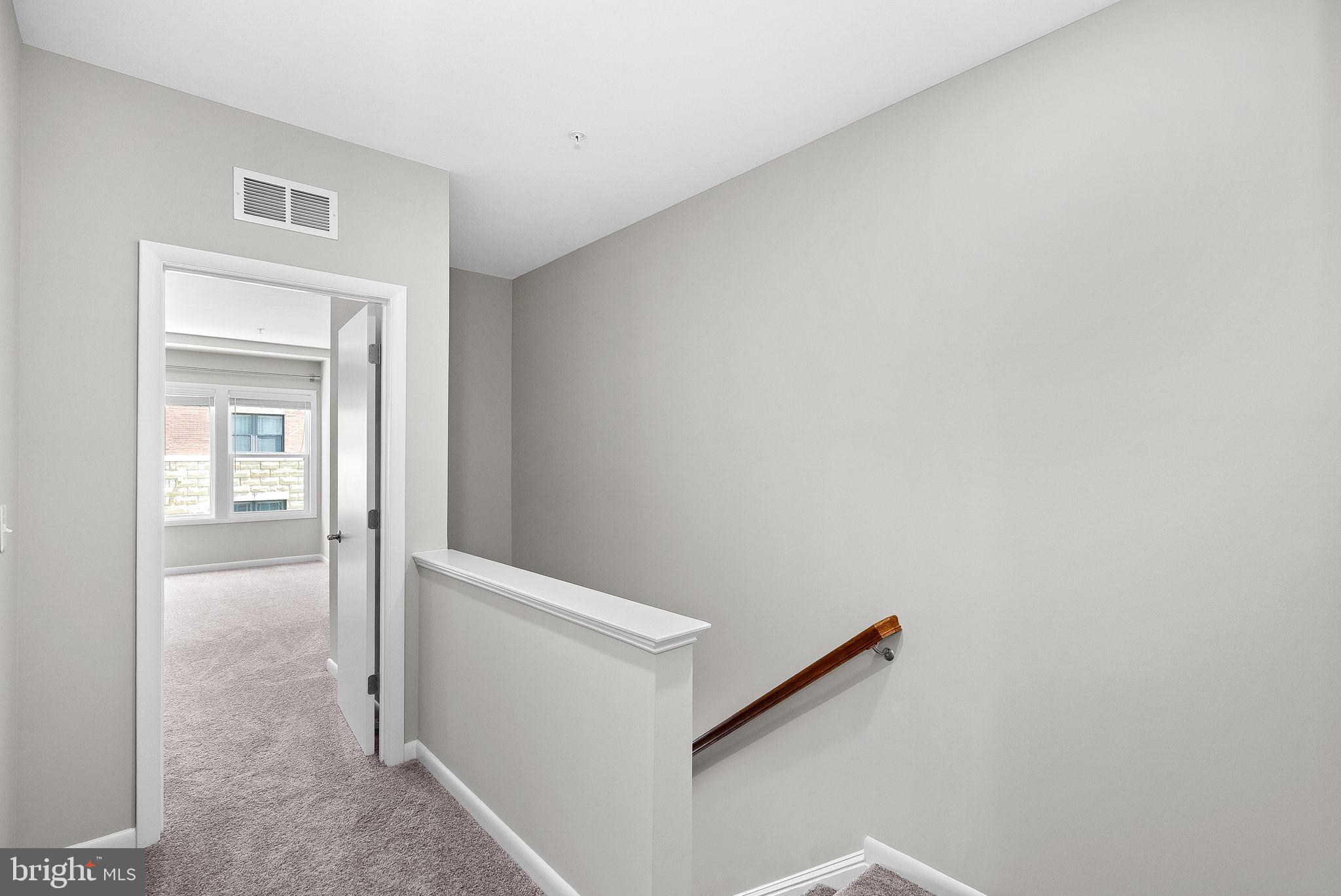 SM ONE LOUDOUN CONDO - Residential