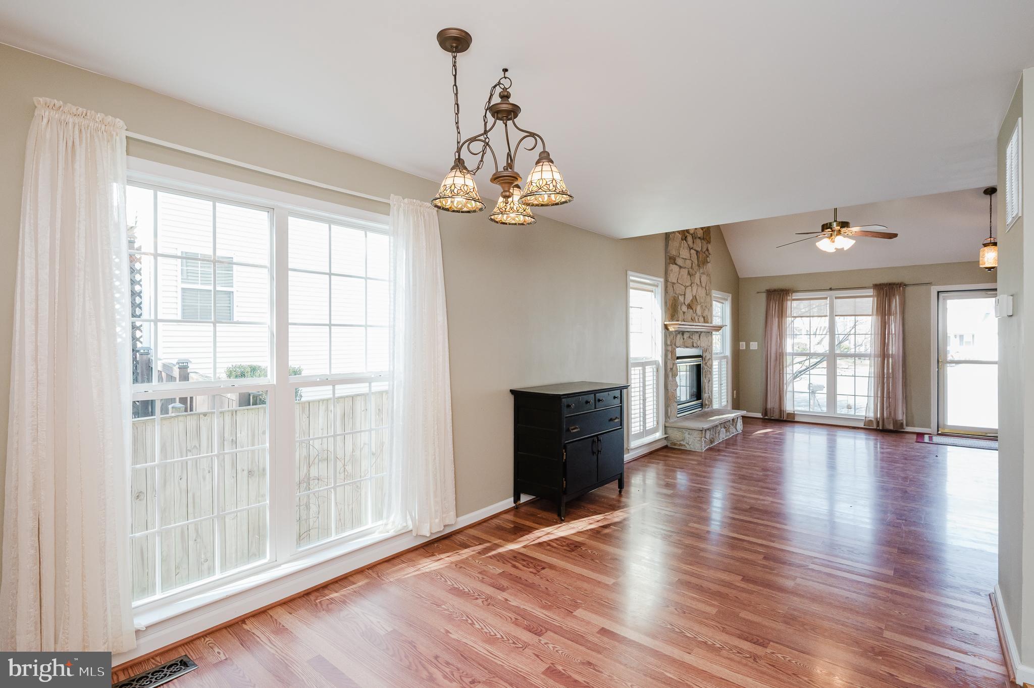 LONG BAR HARBOR - Residential