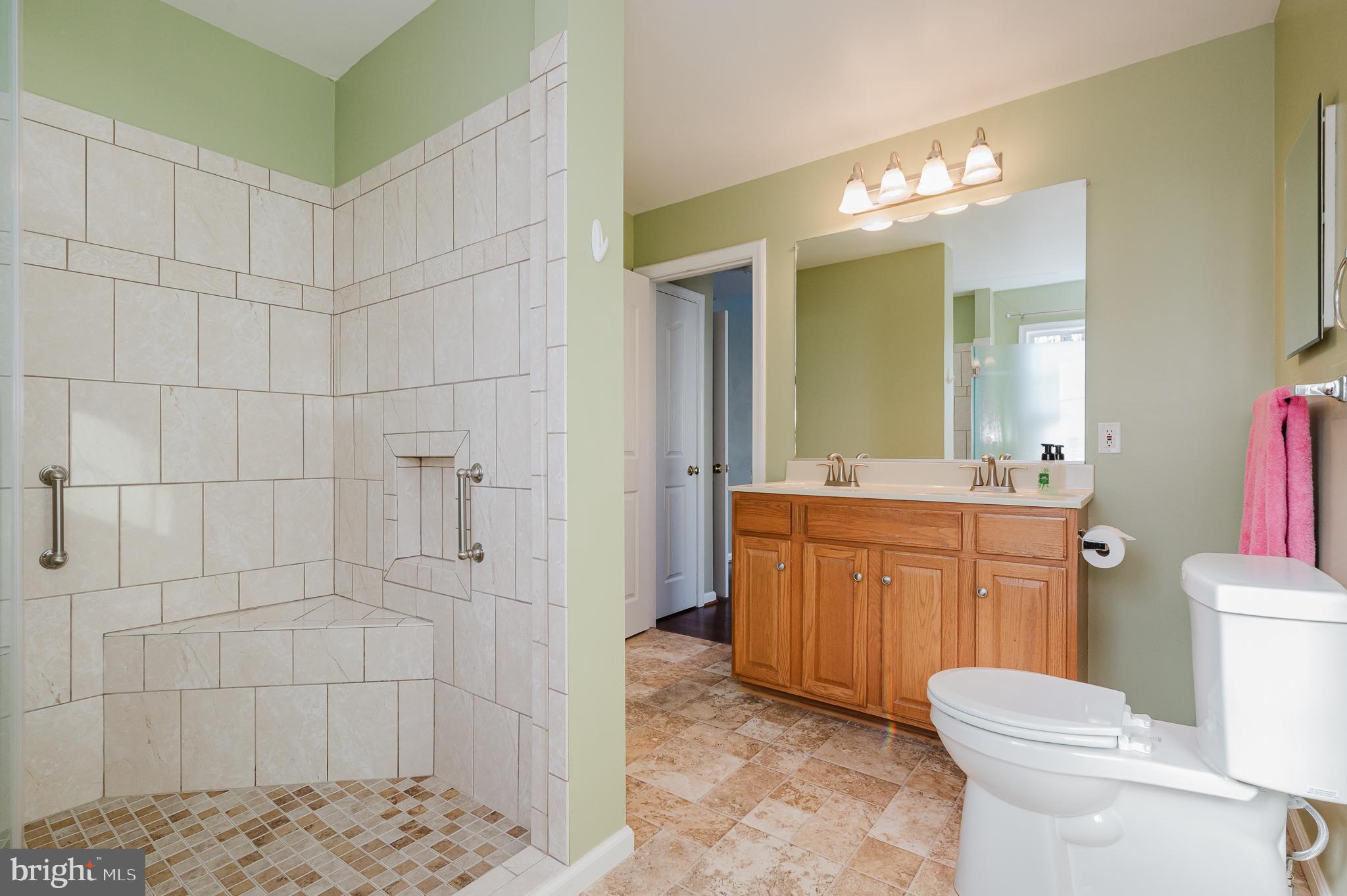 LONG BAR HARBOR - Residential