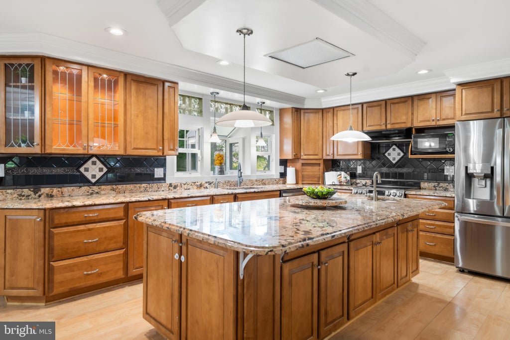 Photo of 2501 Fraser Court, WOODBRIDGE, VA 22191 (MLS # VAPW2125420)