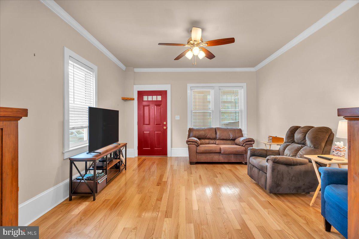 27 E STILES AVENUE