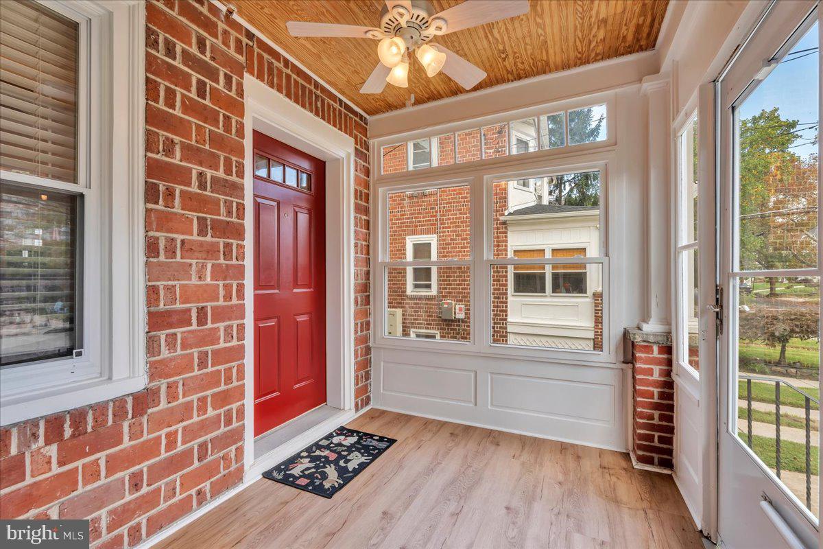 27 E STILES AVENUE