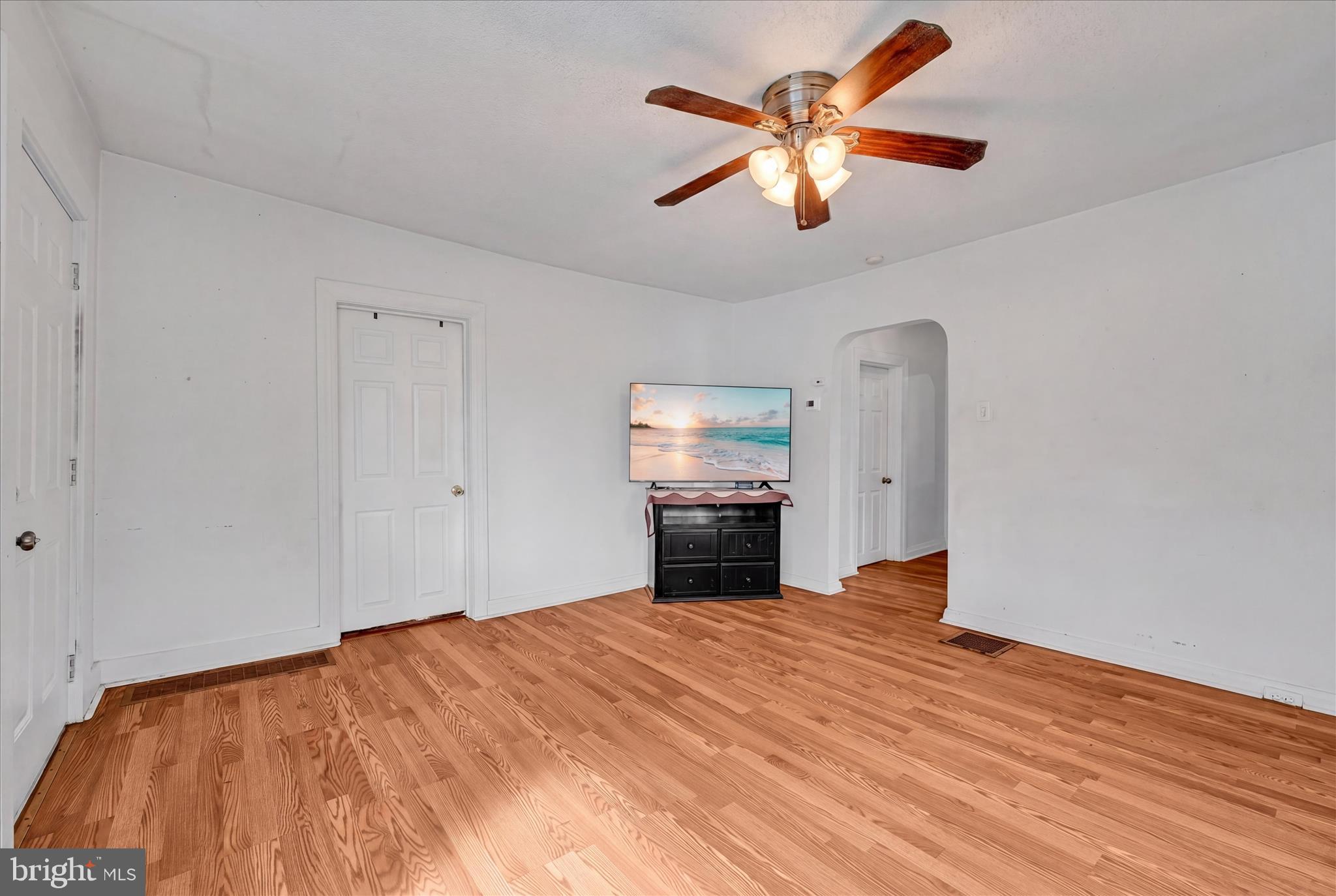 899 S ALBEMARLE STREET