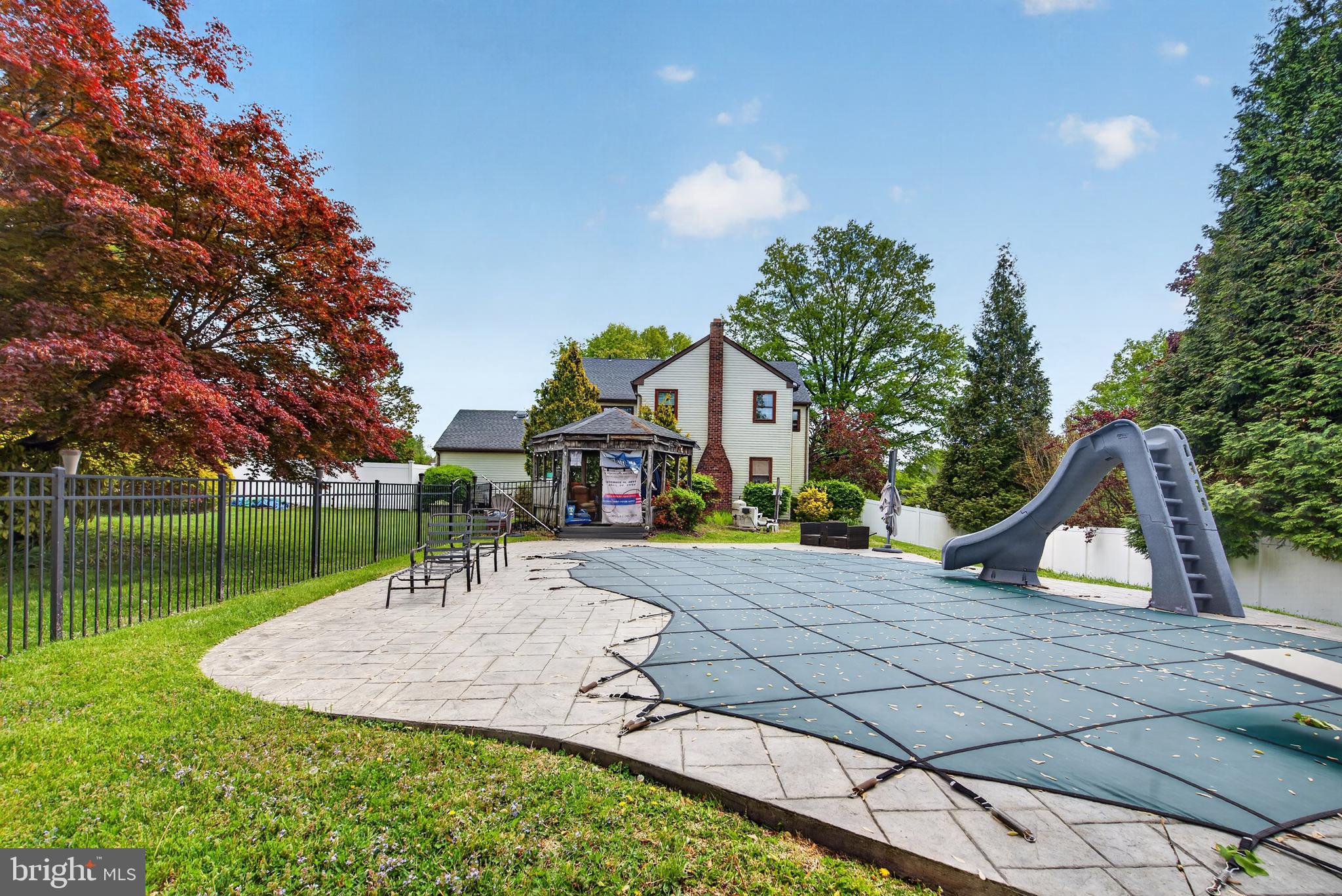 FOX RUN - Residential
