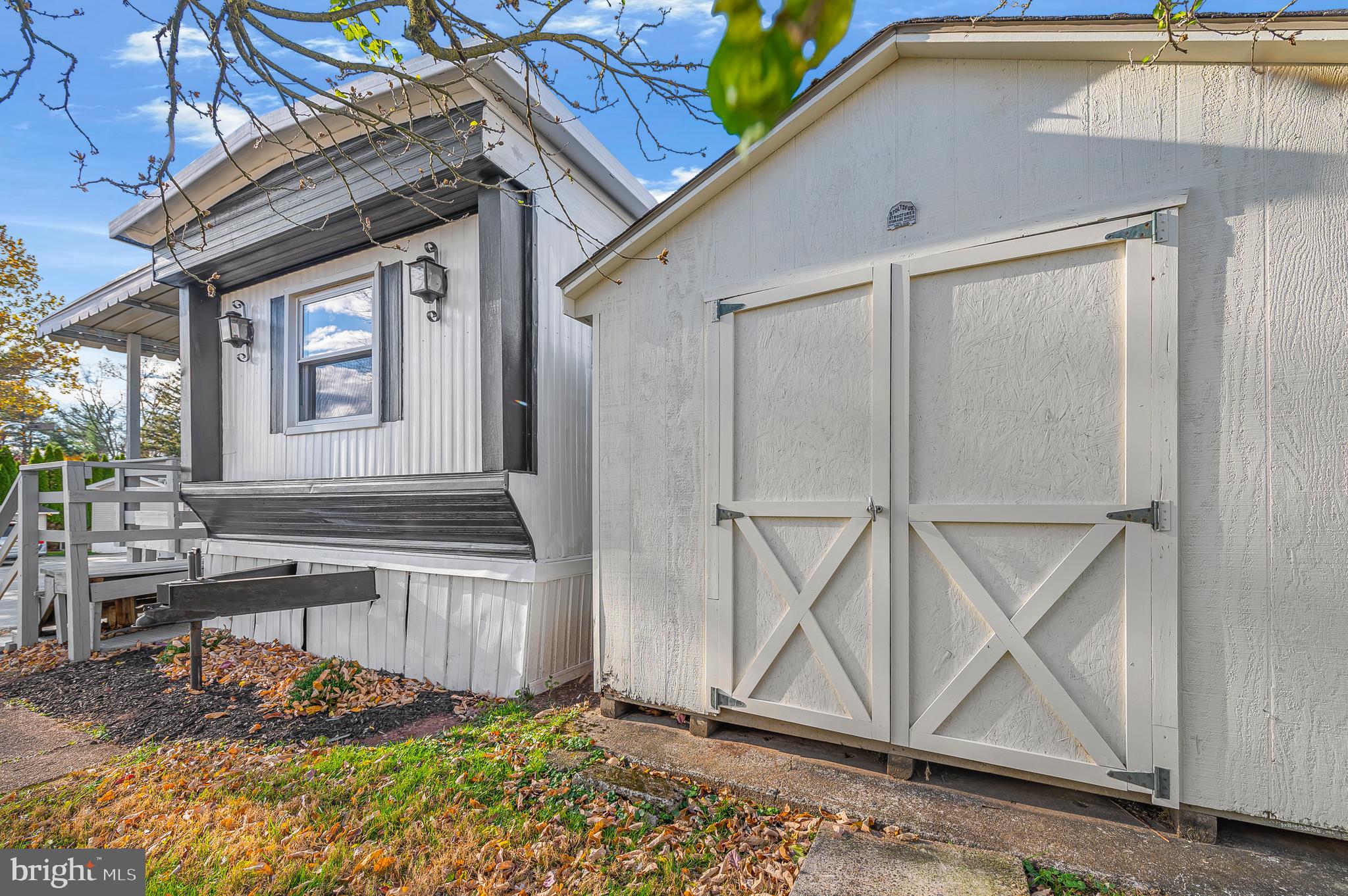 VALLEY FORGE CROSSIN - Residential