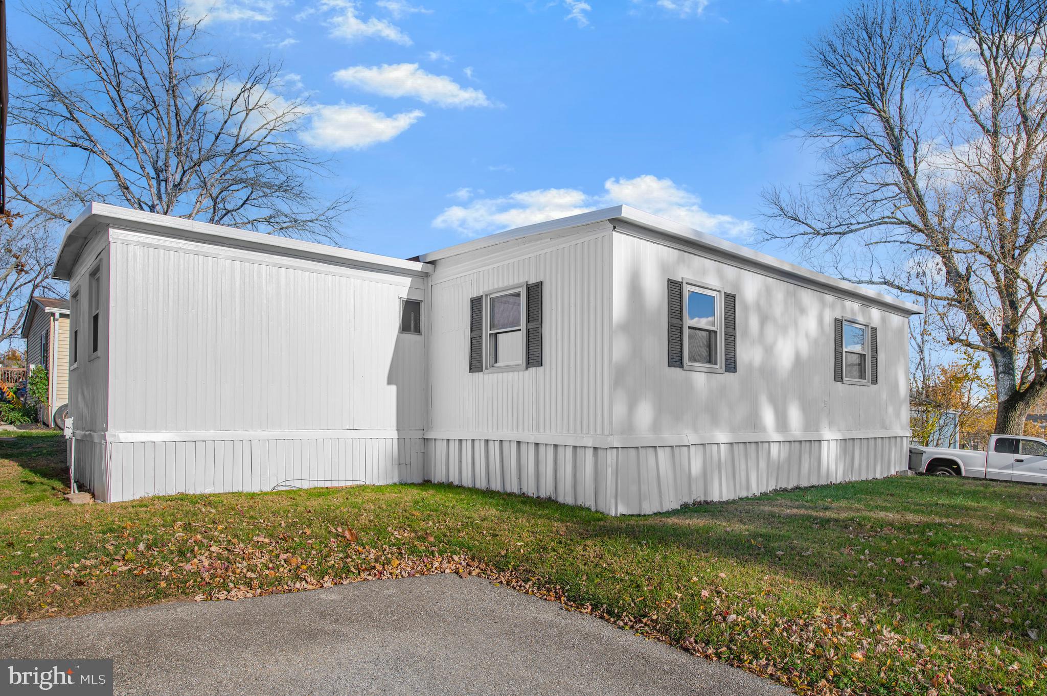 VALLEY FORGE CROSSIN - Residential