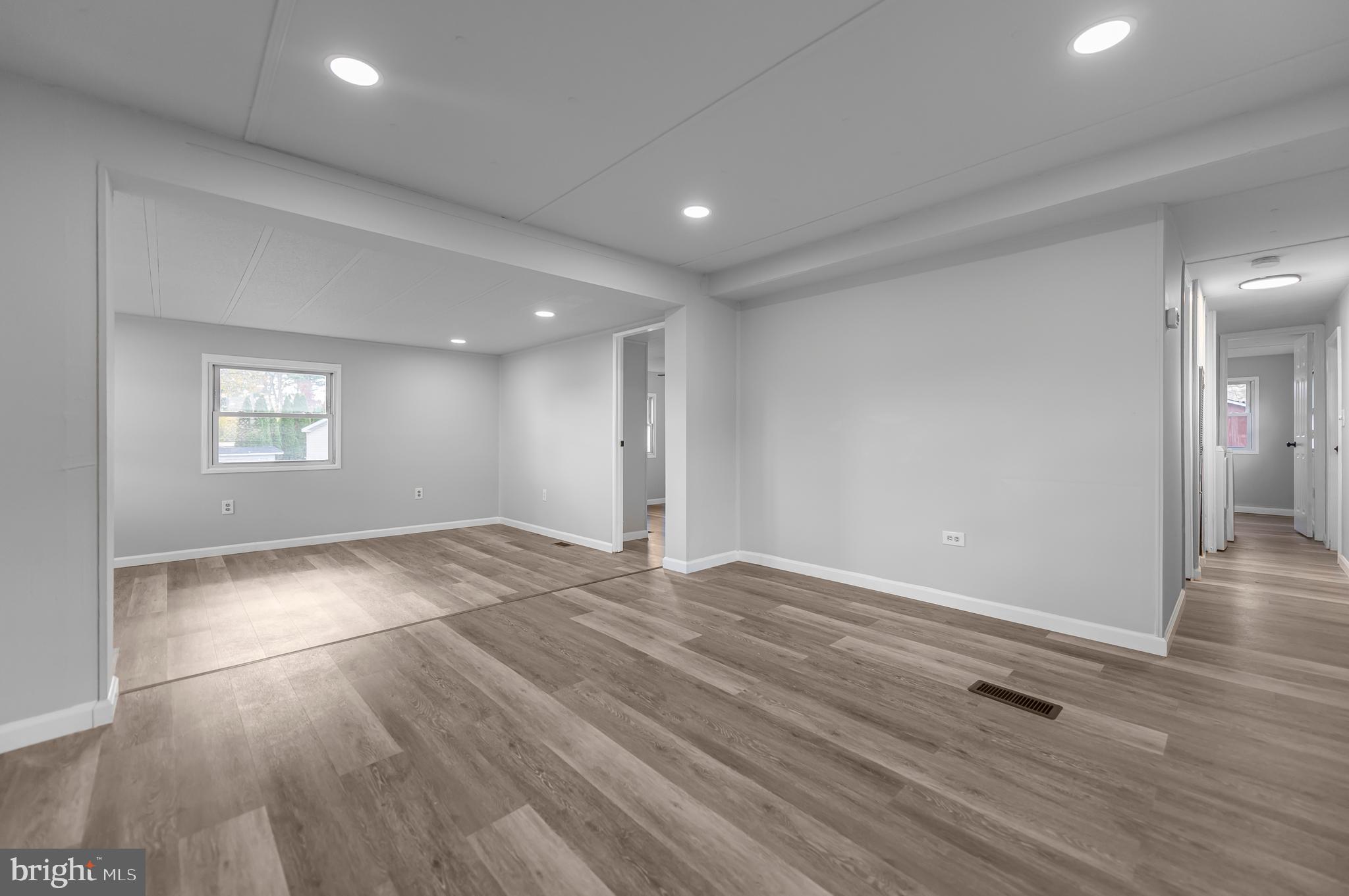 VALLEY FORGE CROSSIN - Residential