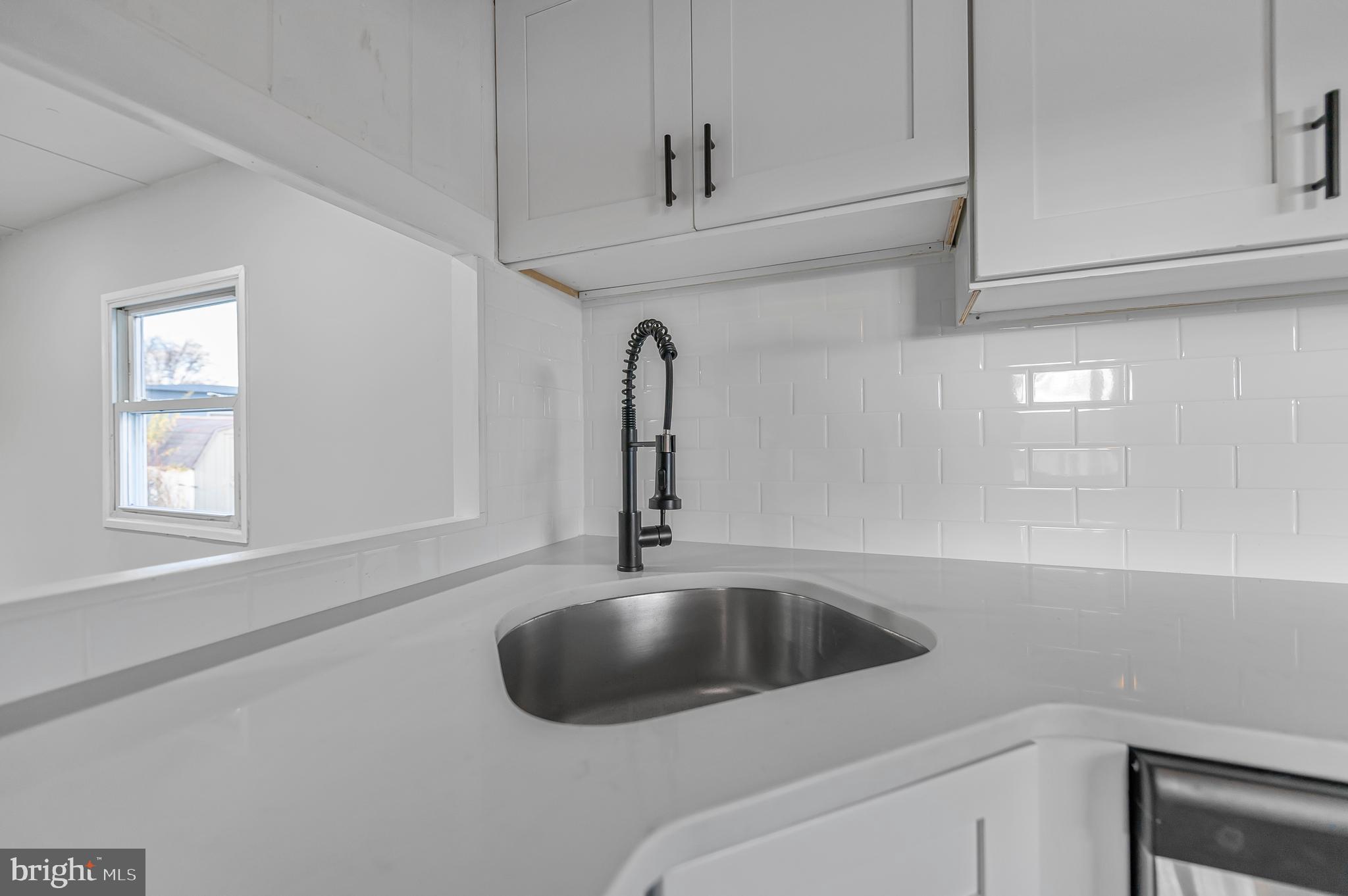 VALLEY FORGE CROSSIN - Residential