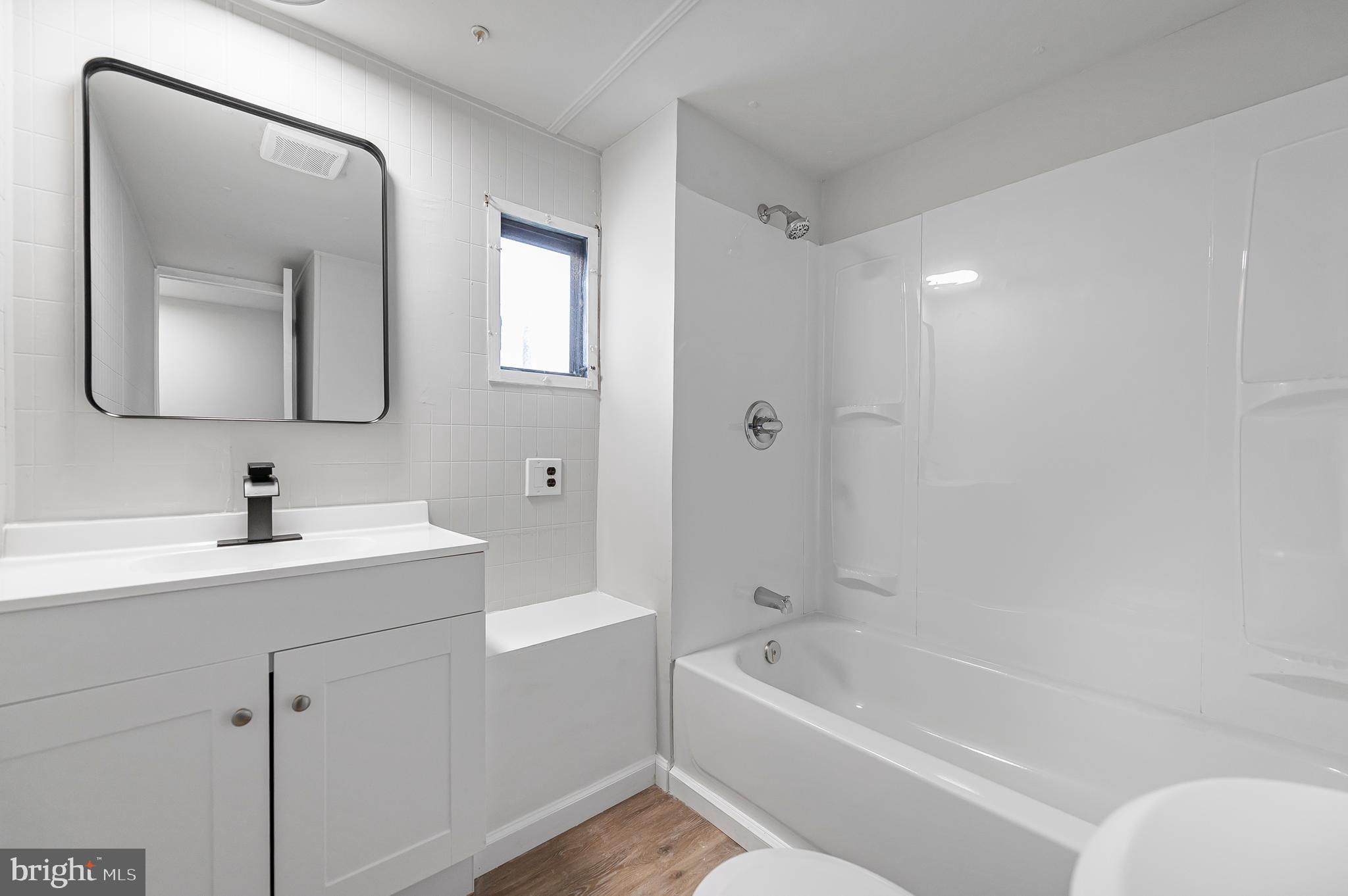 VALLEY FORGE CROSSIN - Residential