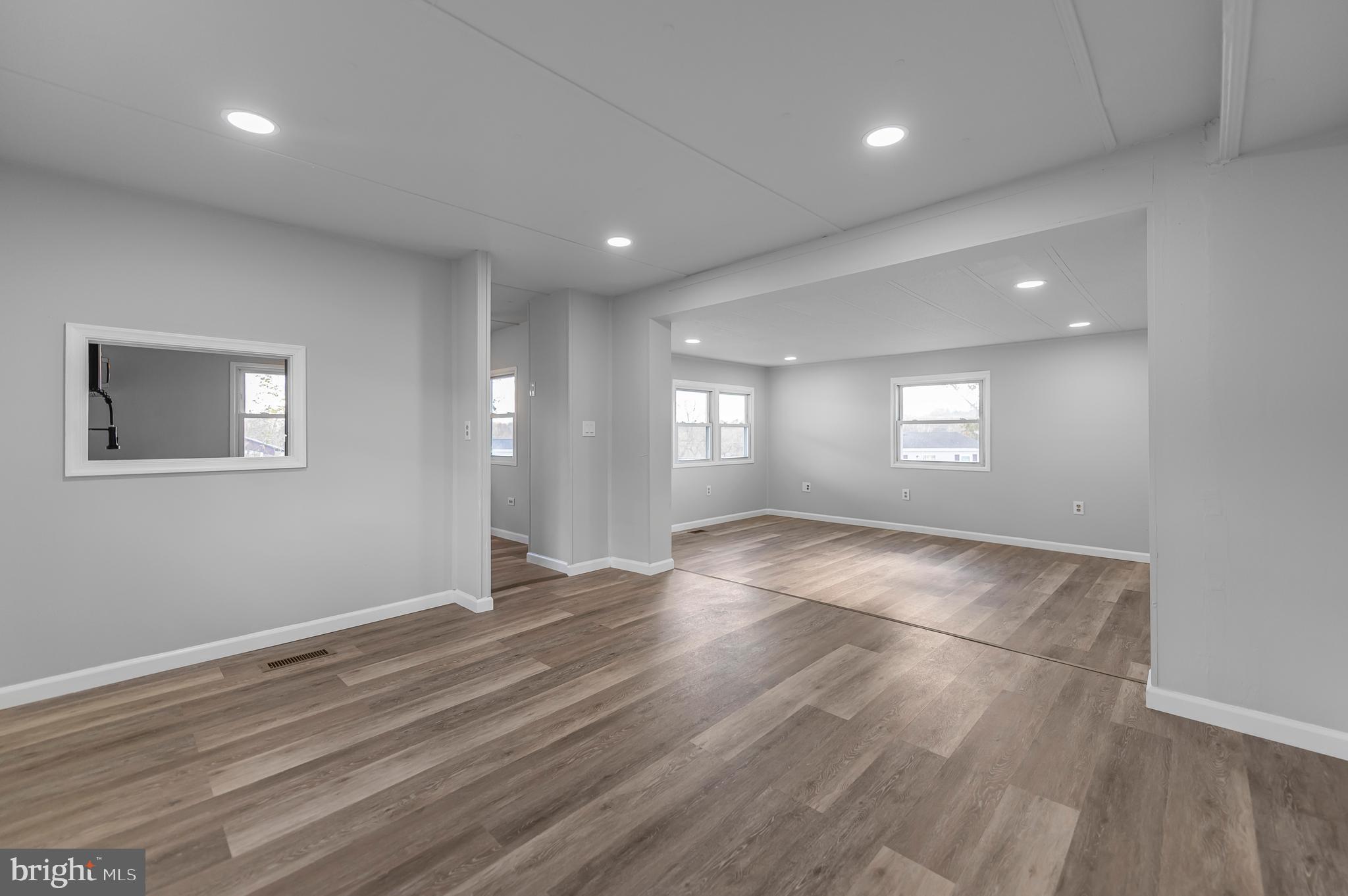 VALLEY FORGE CROSSIN - Residential