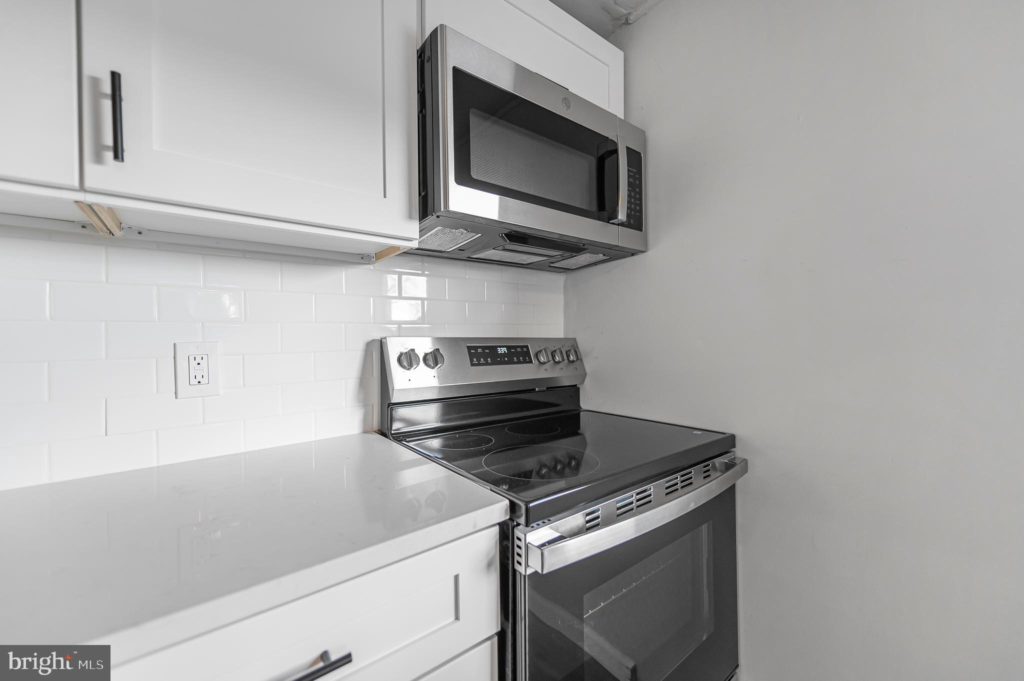 VALLEY FORGE CROSSIN - Residential