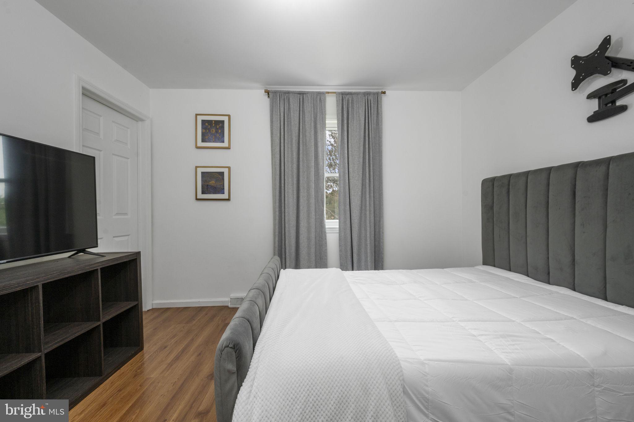 ONTELAUNEE HEIGHTS - Residential