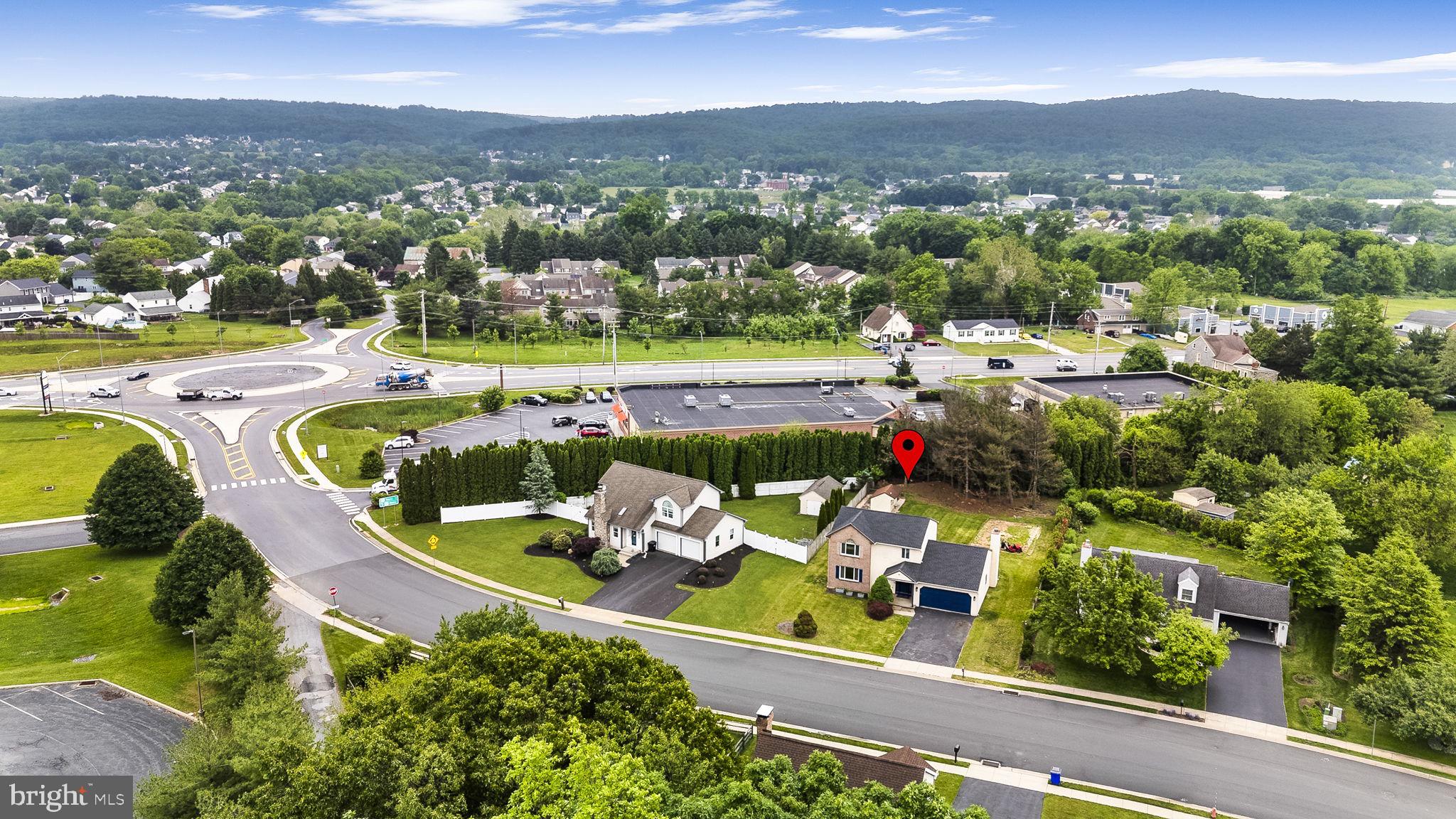 ONTELAUNEE HEIGHTS - Residential