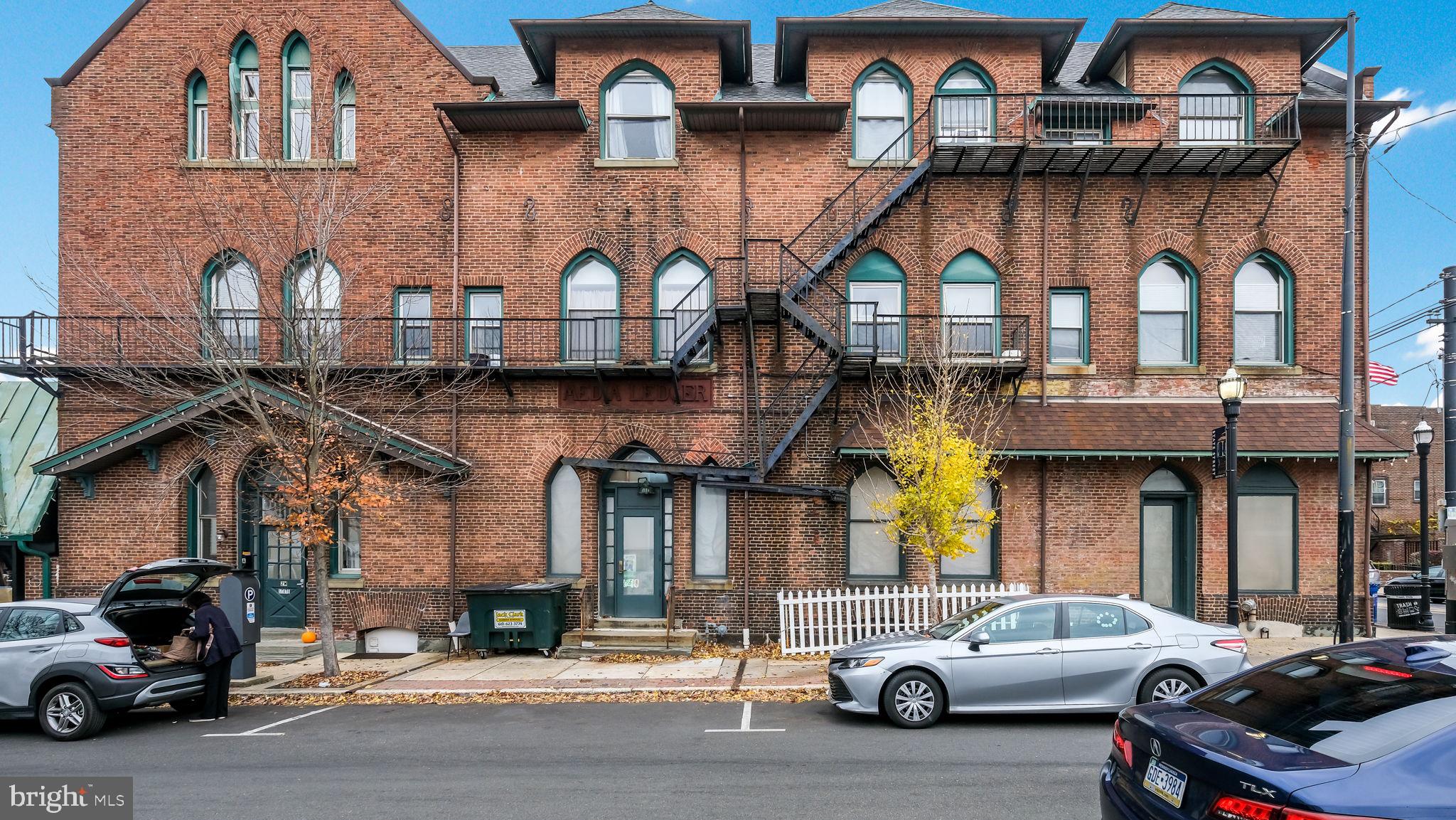 MEDIA - Residential Lease