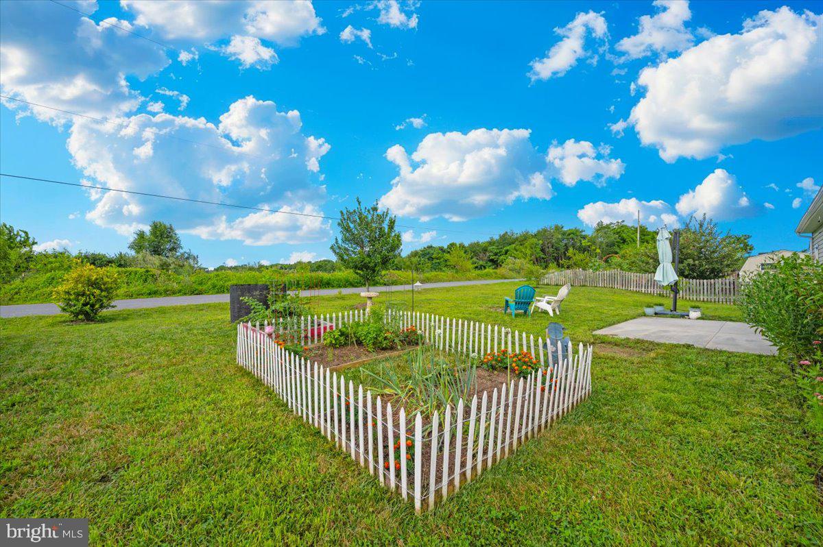 CRESTFIELD - Residential