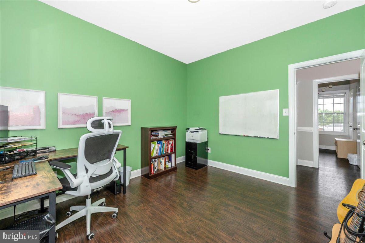 CRESTFIELD - Residential