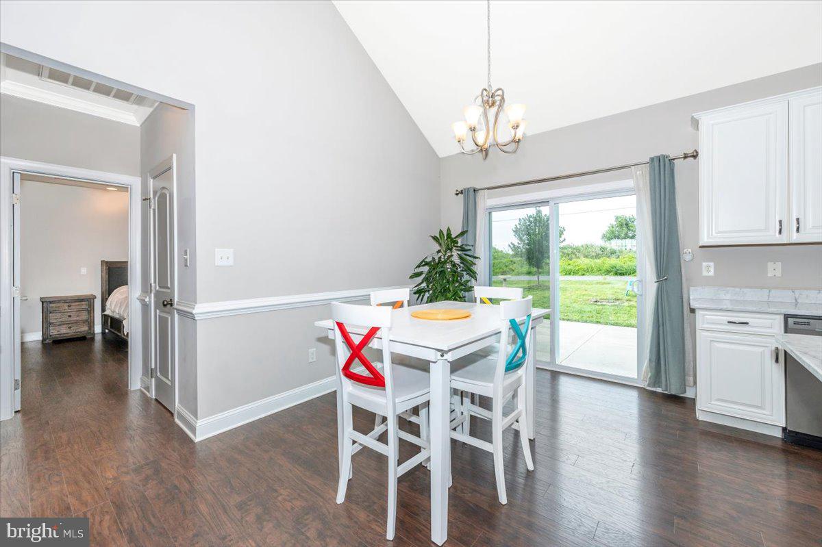 CRESTFIELD - Residential