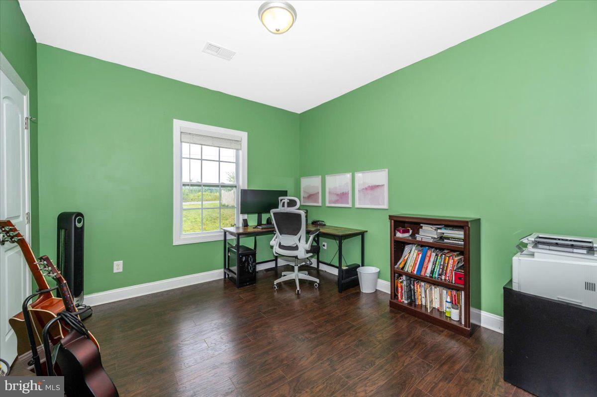 CRESTFIELD - Residential