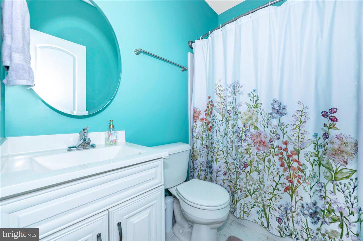 CRESTFIELD - Residential