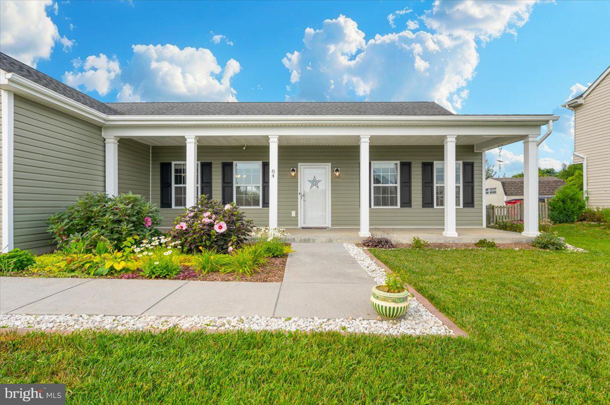 CRESTFIELD - Residential