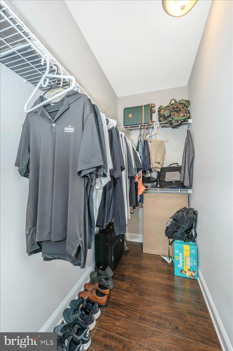 CRESTFIELD - Residential