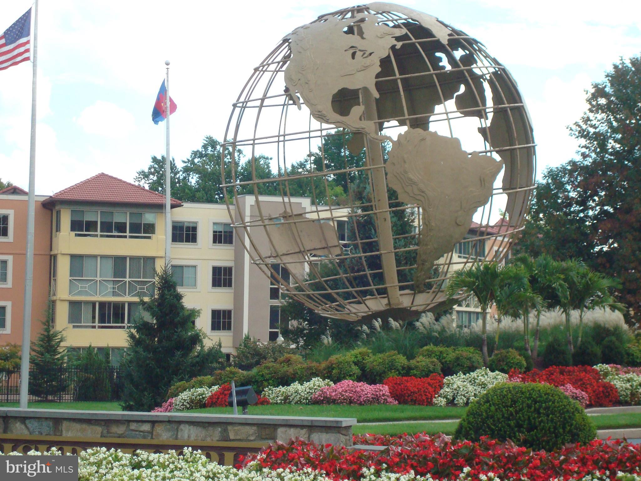 LEISURE WORLD - Residential