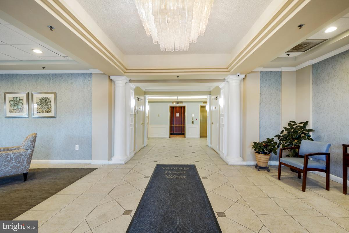 LEISURE WORLD - Residential