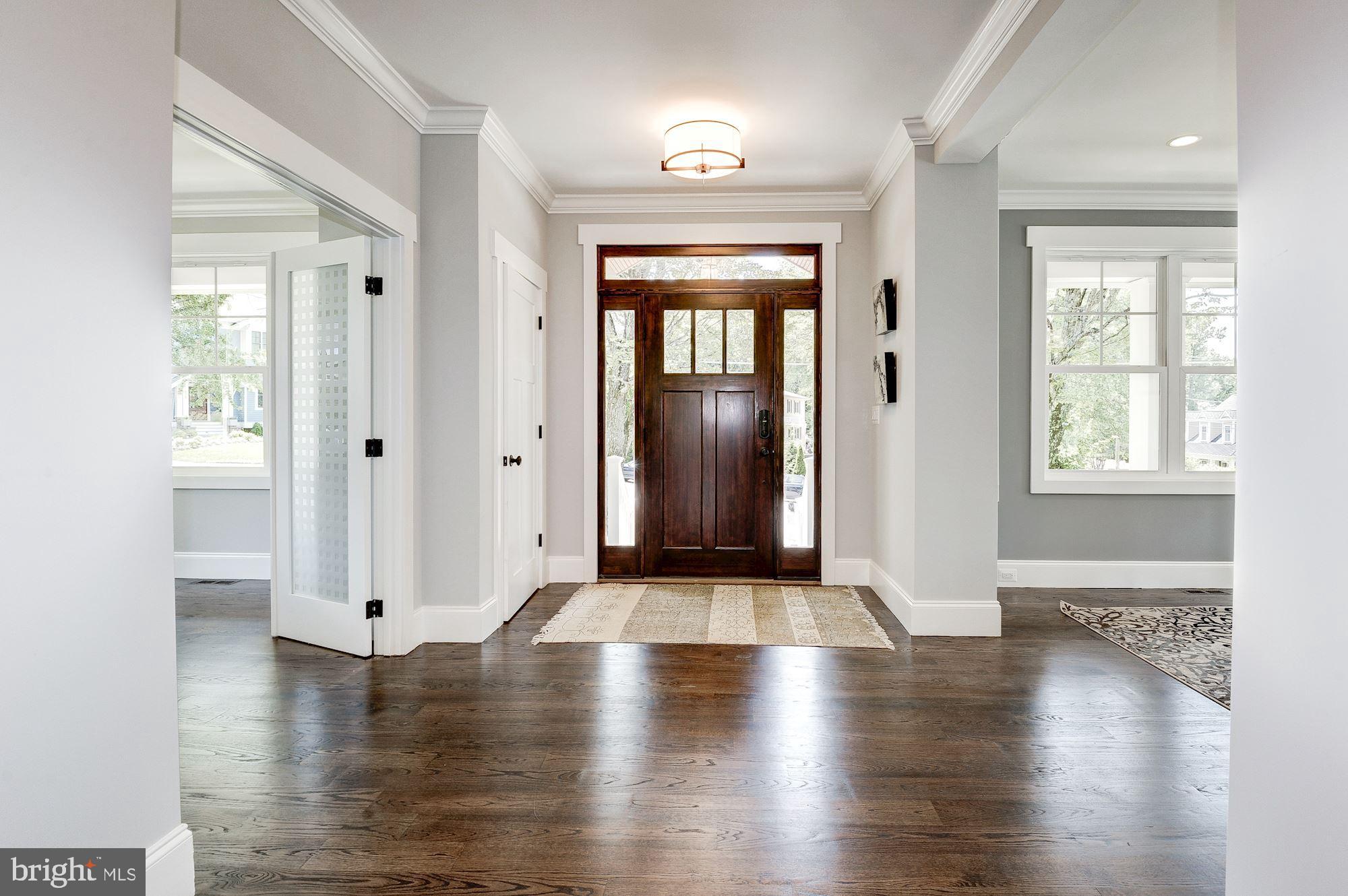 VIENNA WOODS - Residential