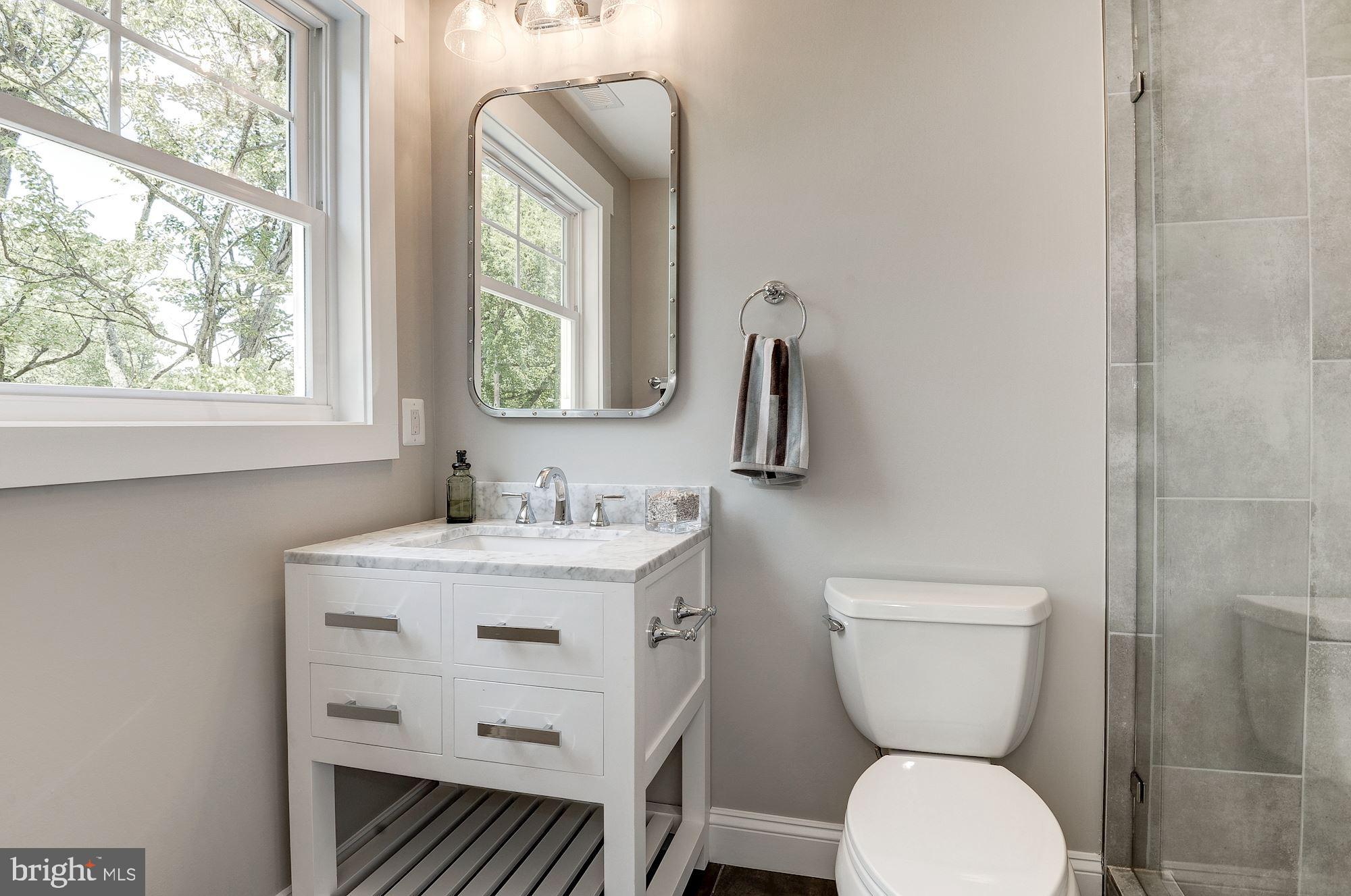 VIENNA WOODS - Residential