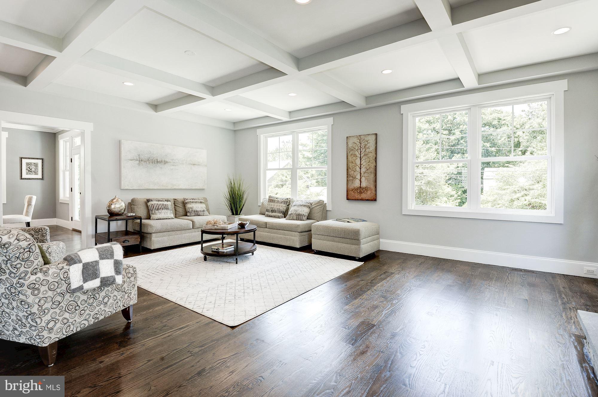 VIENNA WOODS - Residential