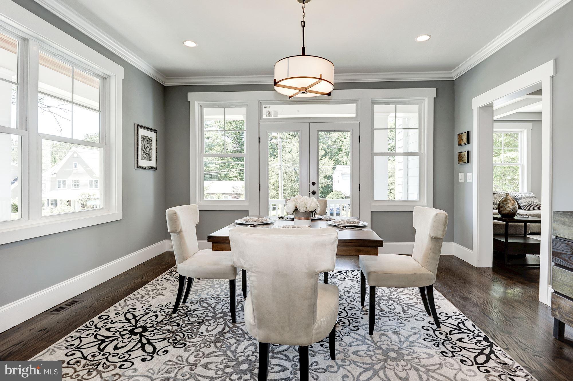 VIENNA WOODS - Residential