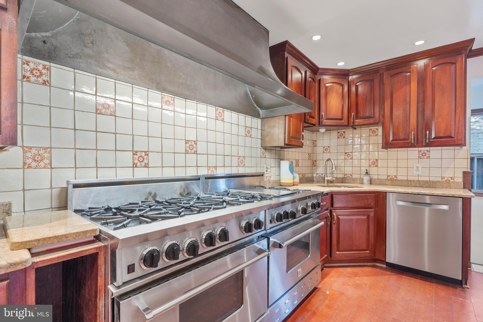 MASSACHUSETTS AVENUE HEIGHTS - Residential