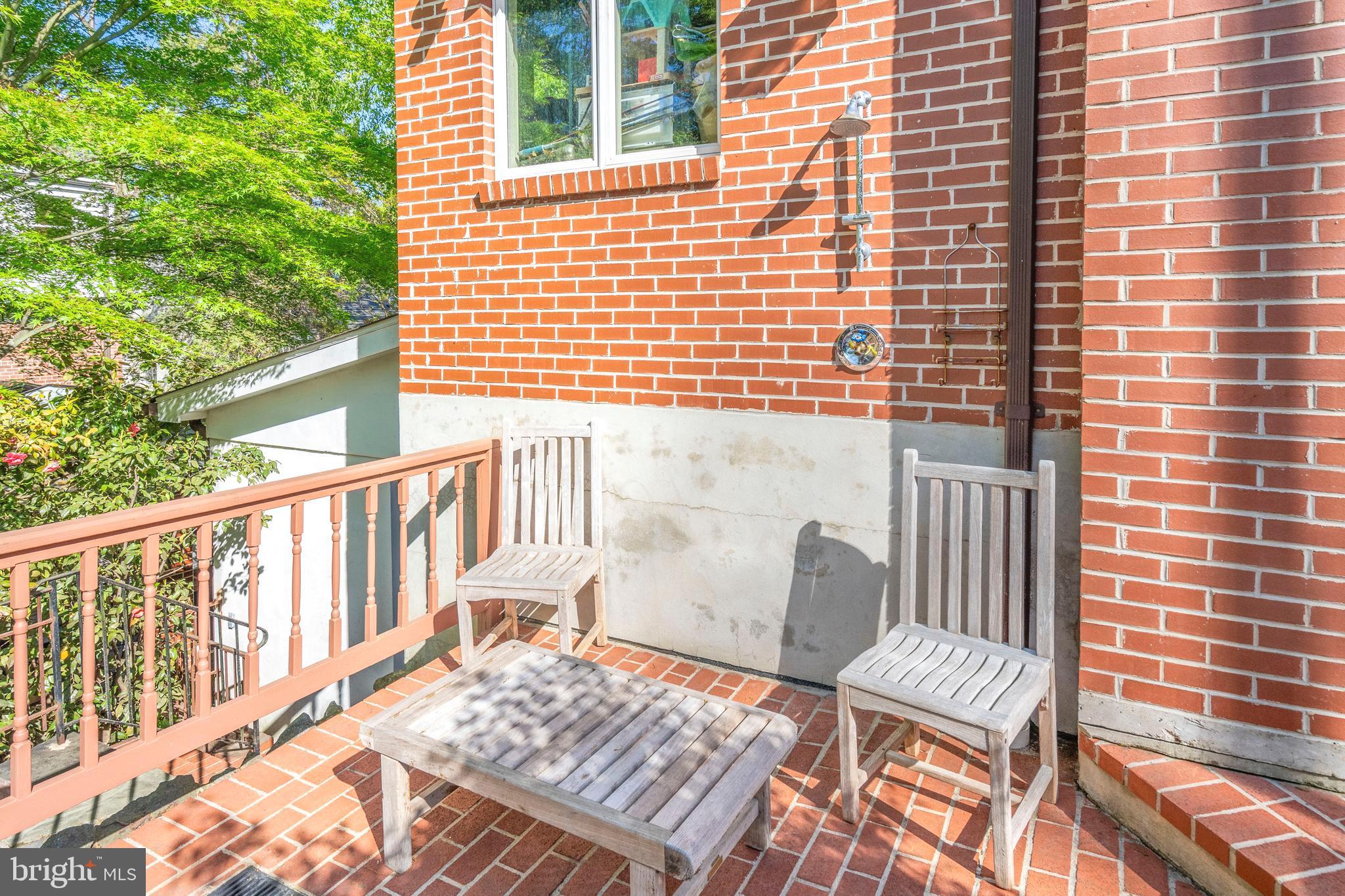 MASSACHUSETTS AVENUE HEIGHTS - Residential