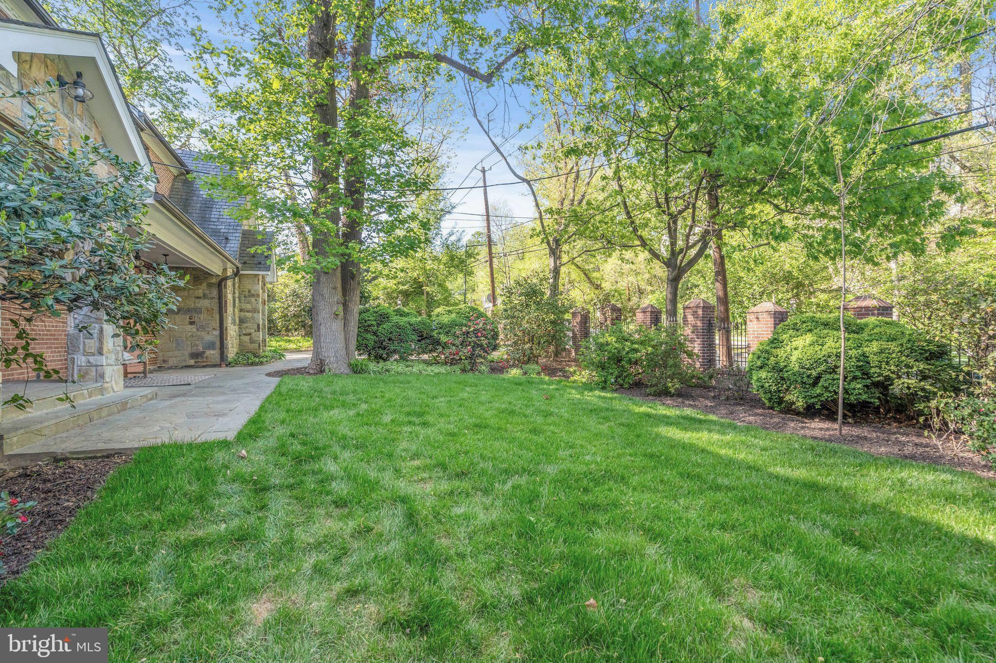 MASSACHUSETTS AVENUE HEIGHTS - Residential