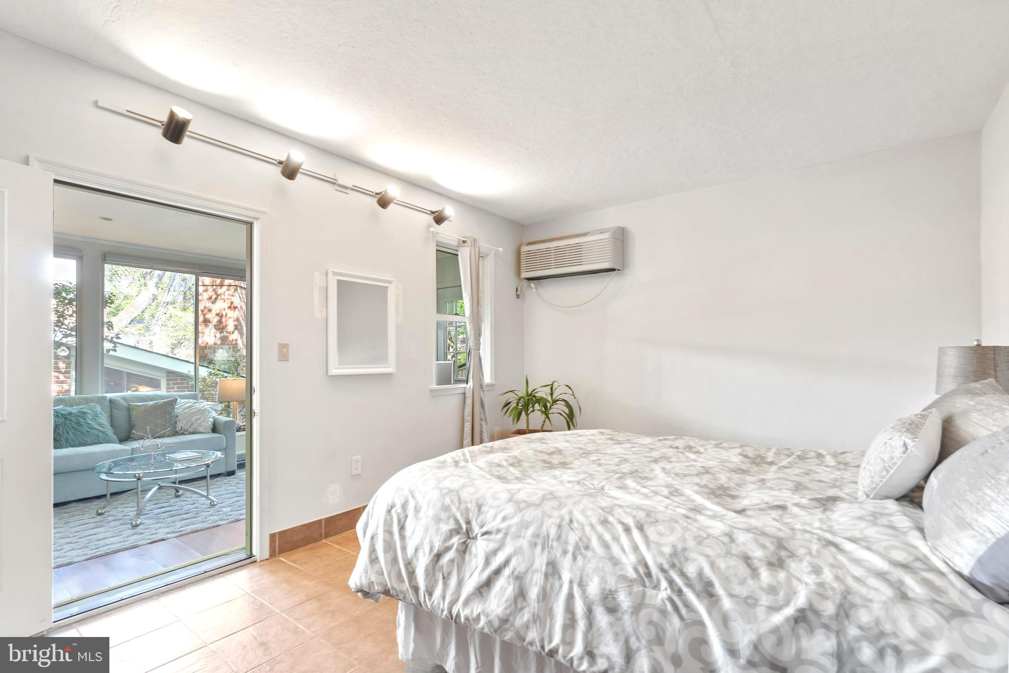 MASSACHUSETTS AVENUE HEIGHTS - Residential