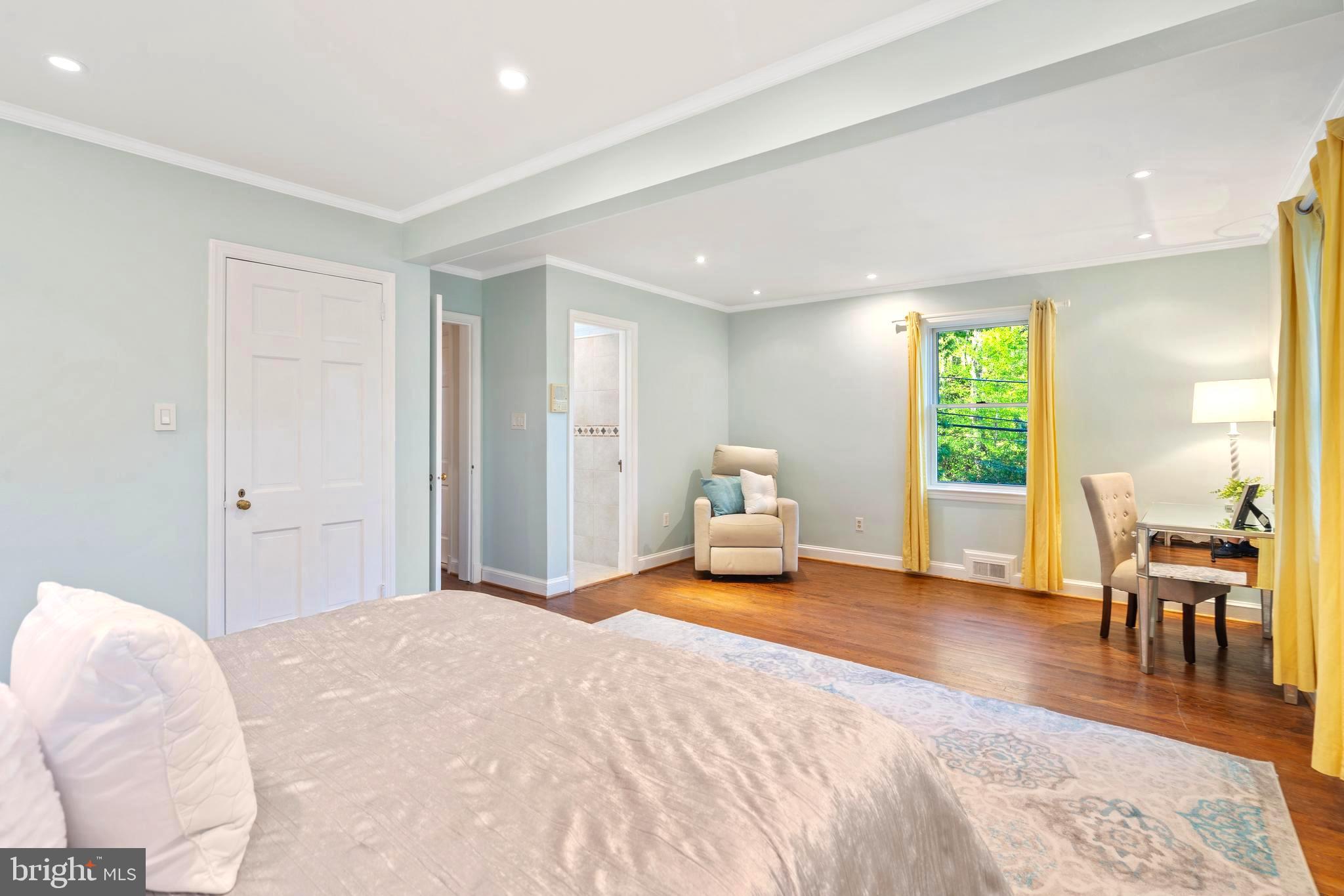 MASSACHUSETTS AVENUE HEIGHTS - Residential