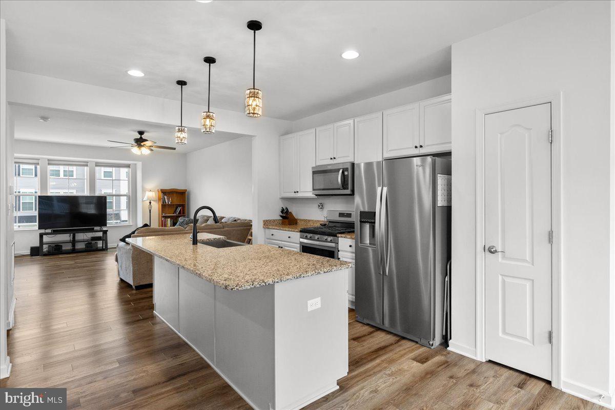 FREEDOM MANOR - Residential