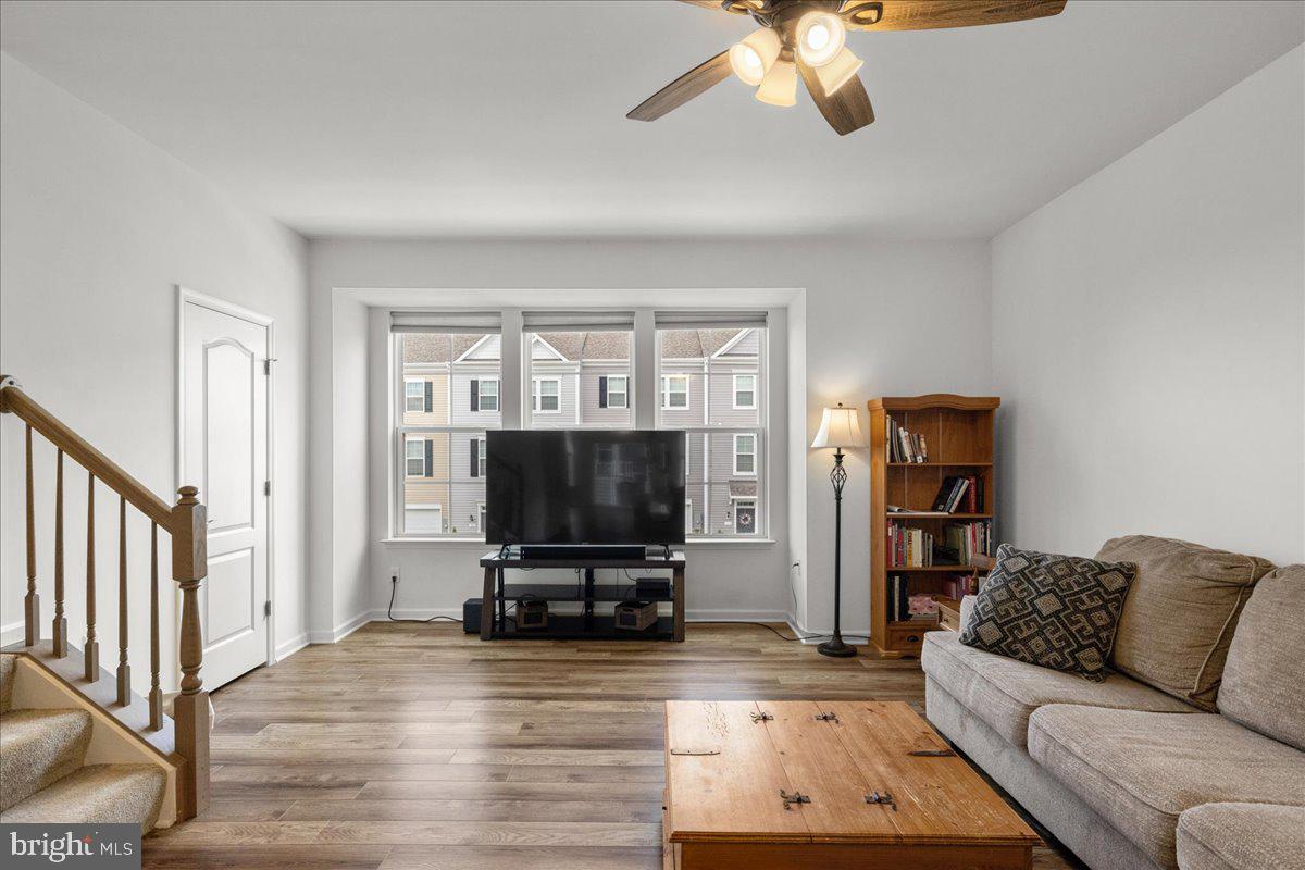 FREEDOM MANOR - Residential