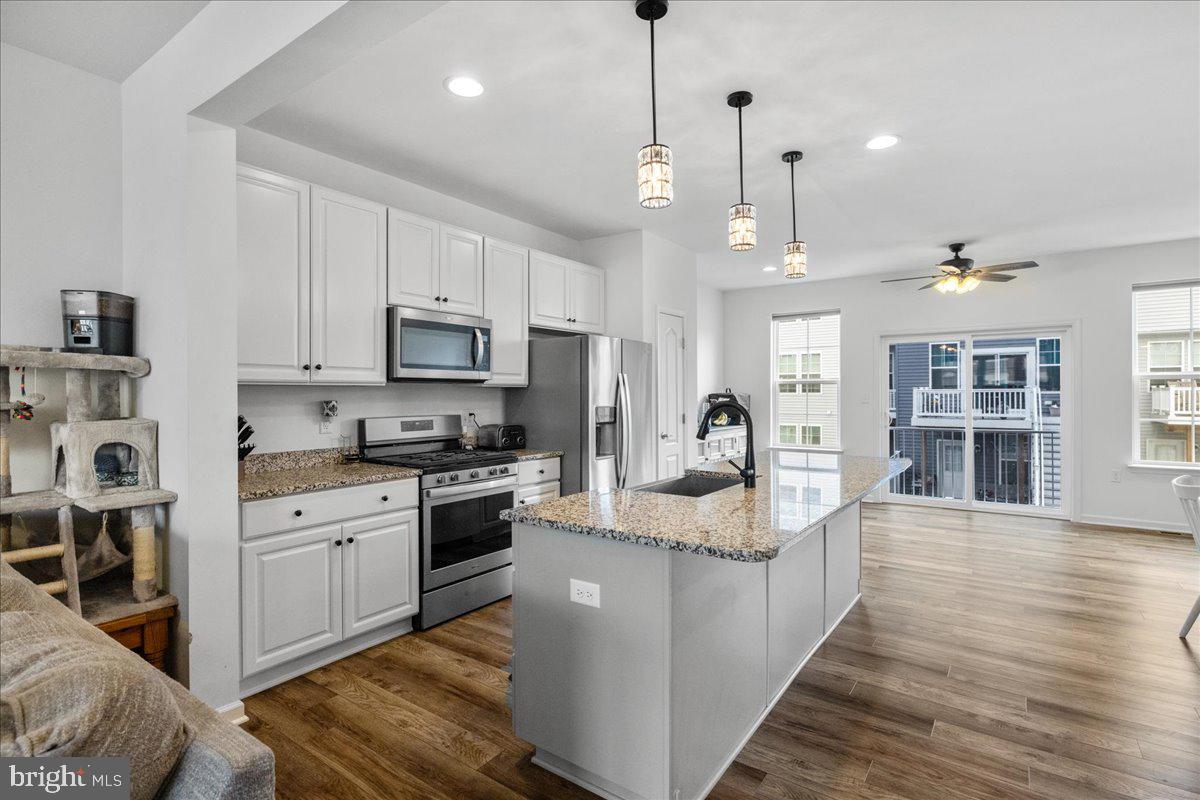 FREEDOM MANOR - Residential