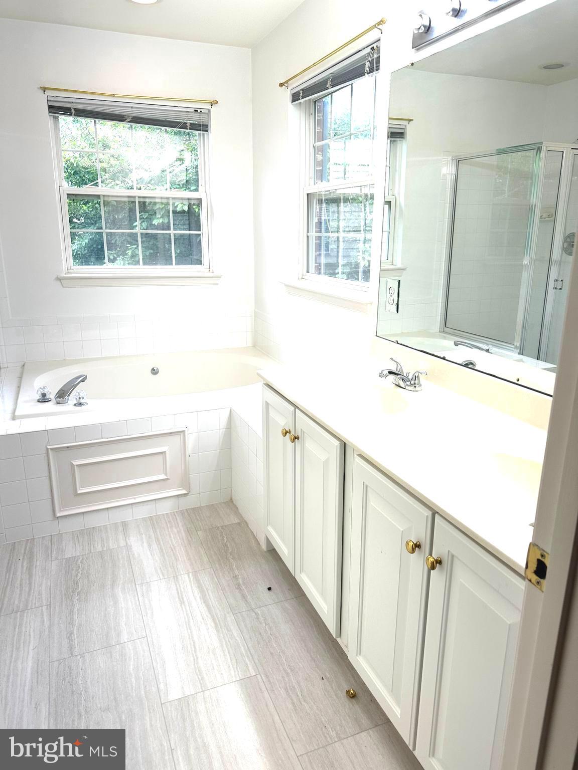 QUINCE ORCHARD PARK - Residential Lease